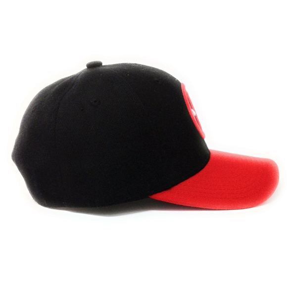 Deadpool Logo - Flat  Embroidery - Red/Black Dad Cap Snapback - Picture 2 of 5